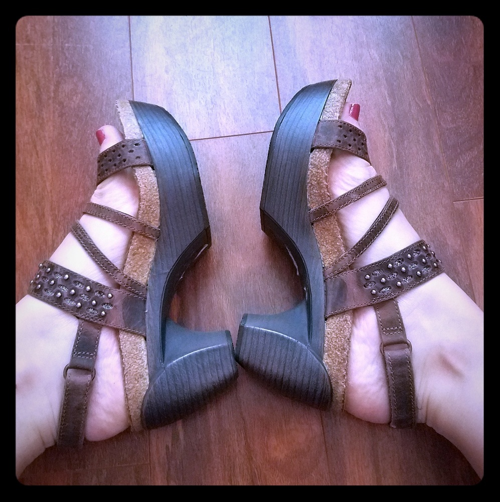 Naot Brown Heels, size 37